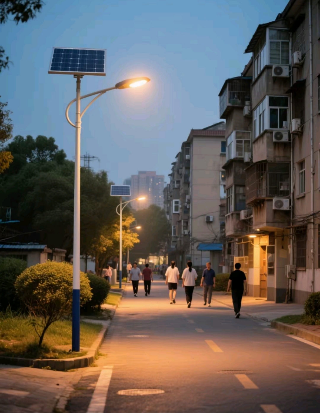 点亮黑夜新选择，太阳能路灯让节能照明触手可及